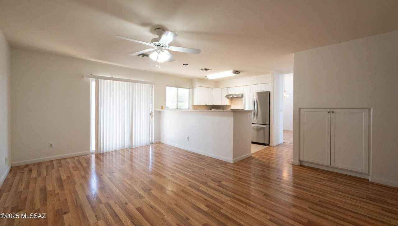 4339 E Samantha Dr - Photo 6 of 25