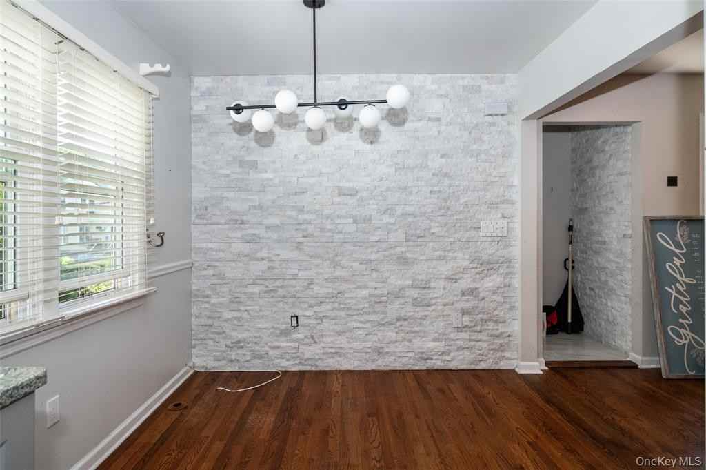 7 Ronalds Ave - Photo 3 of 16