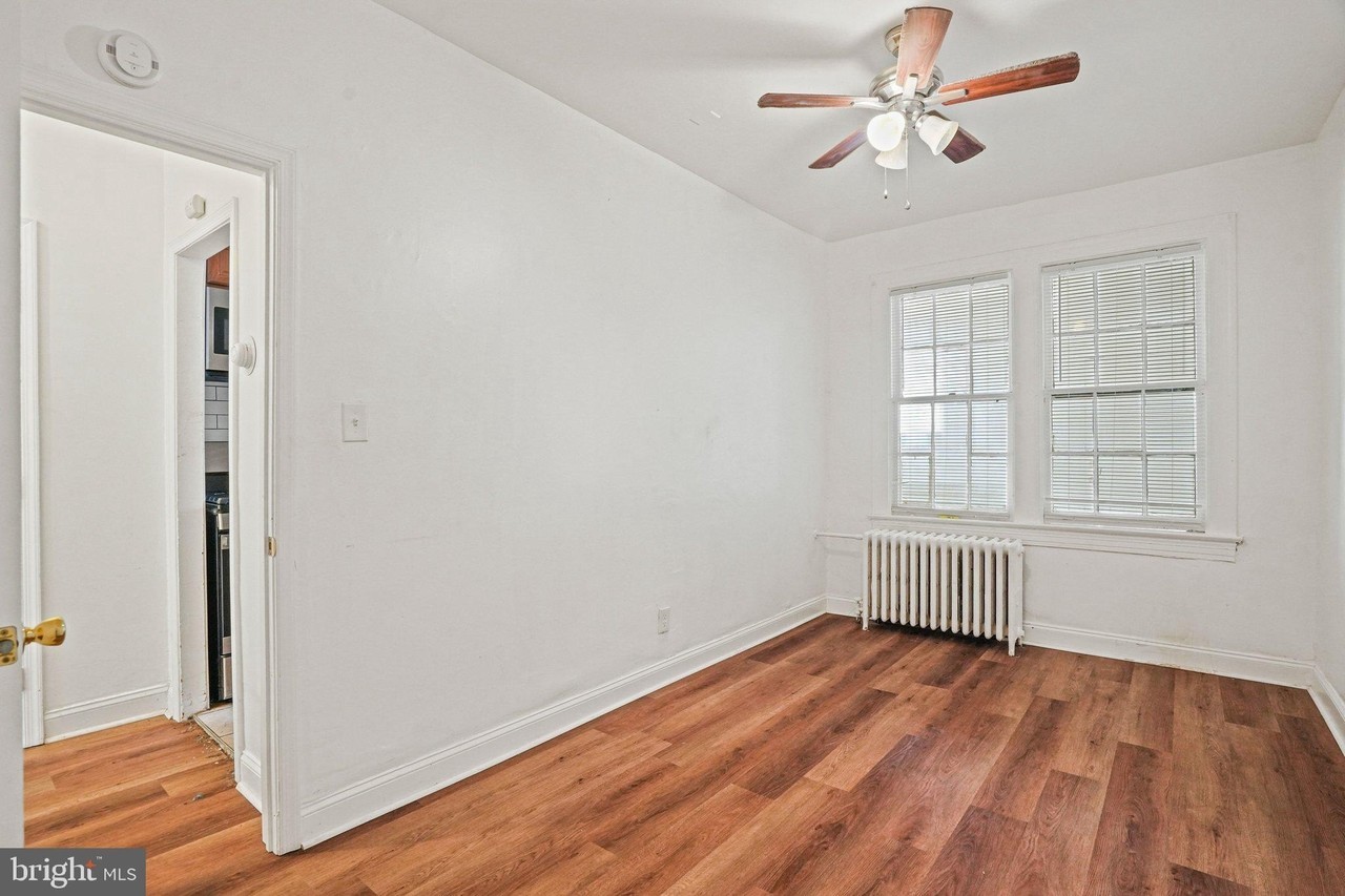 1111 Queen St Ne #2 - Photo 6 of 12