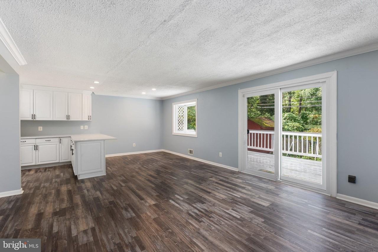 1107 Colony Ridge Rd - Photo 5 of 16