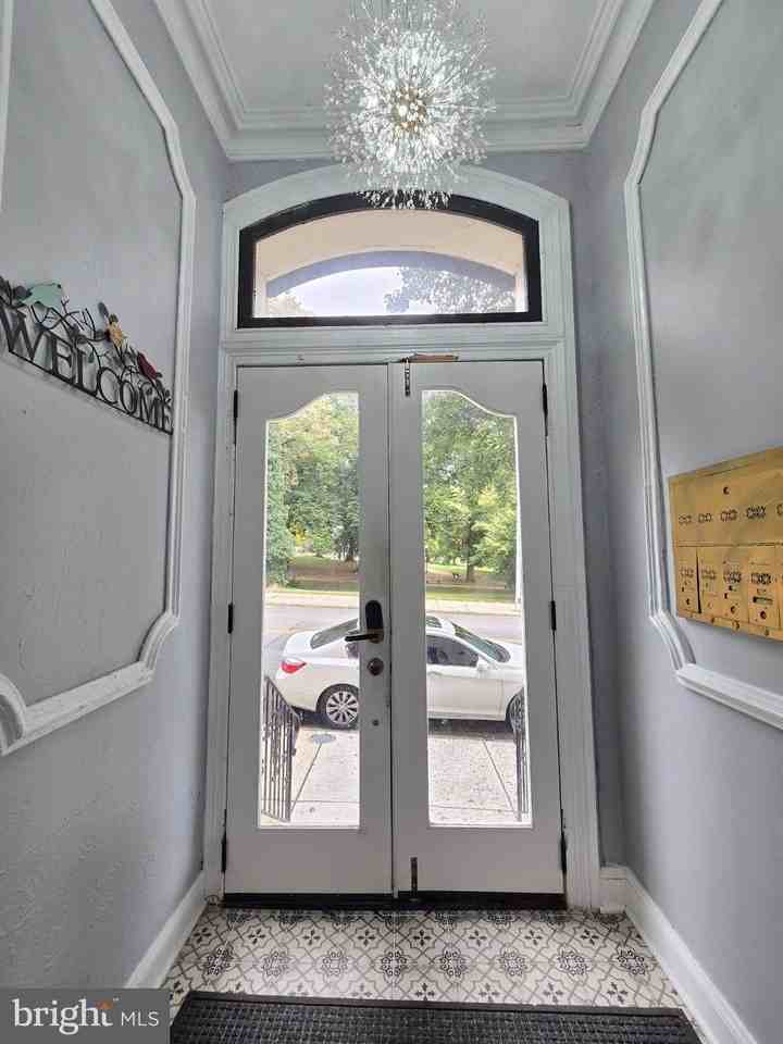 1509 Edmondson Ave #1 - Photo 2 of 16