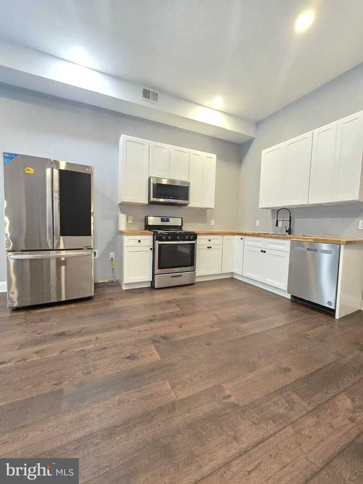 1509 Edmondson Ave #1 - Photo 7 of 16