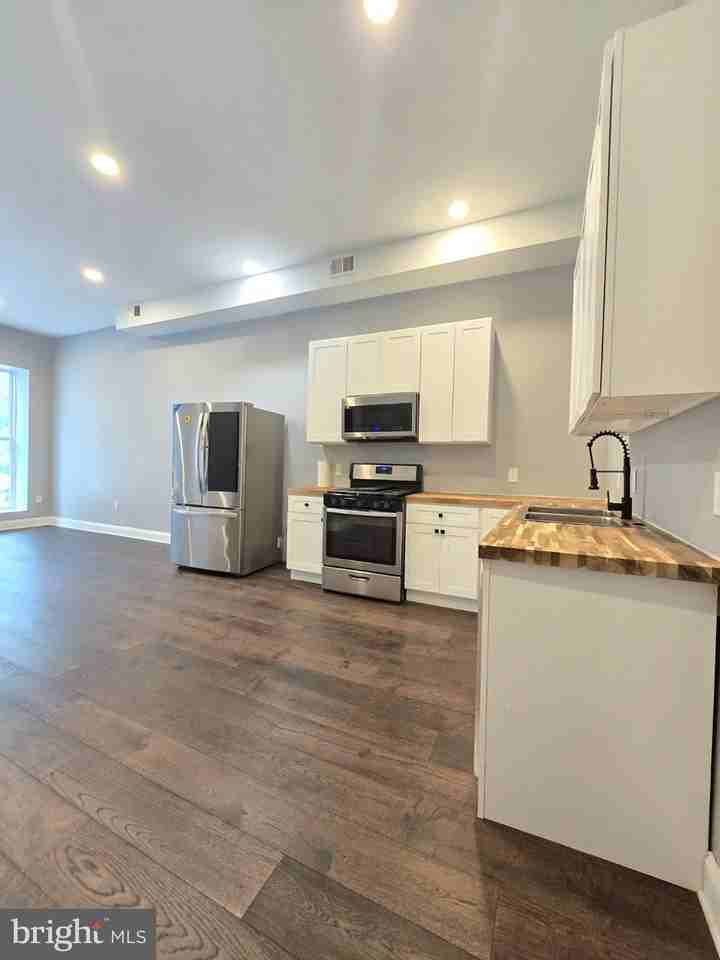 1509 Edmondson Ave #1 - Photo 6 of 16