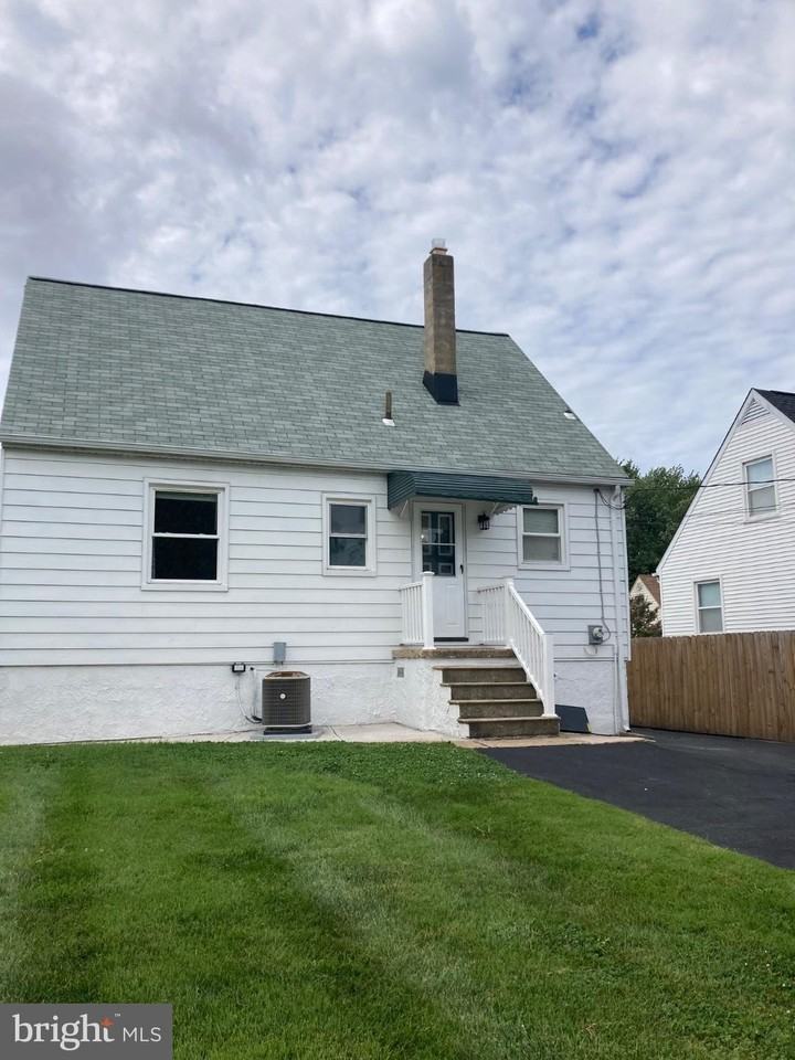1607 Leslie Rd - Photo 6 of 37