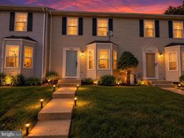 featured image of 7203 Rutherford Green Cir