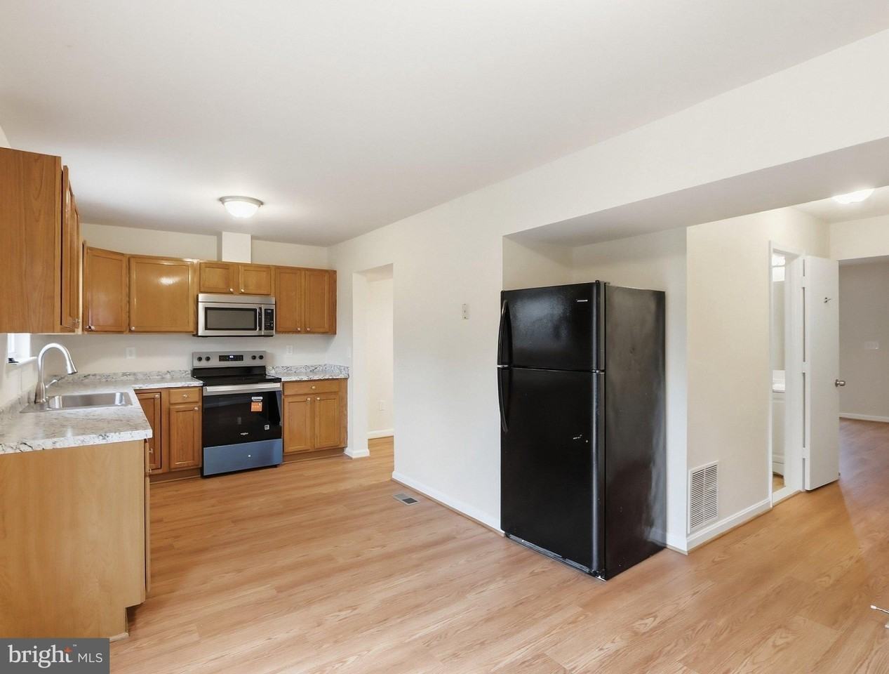 7203 Rutherford Green Cir - Photo 7 of 25