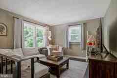 2811 Glasgow Way - Photo 1 of 1