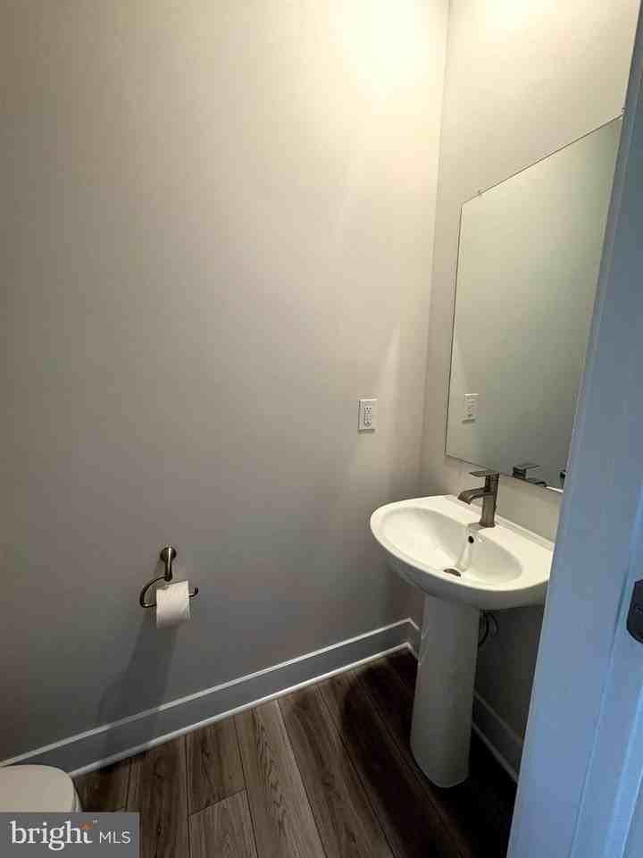 2197 Winterberry Ln - Photo 5 of 19