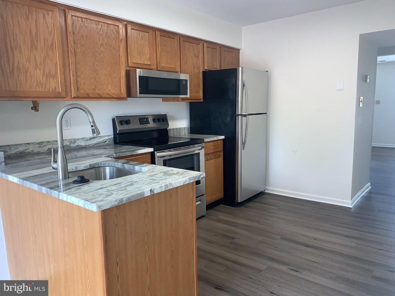 126 Ice St - Photo 2 of 17
