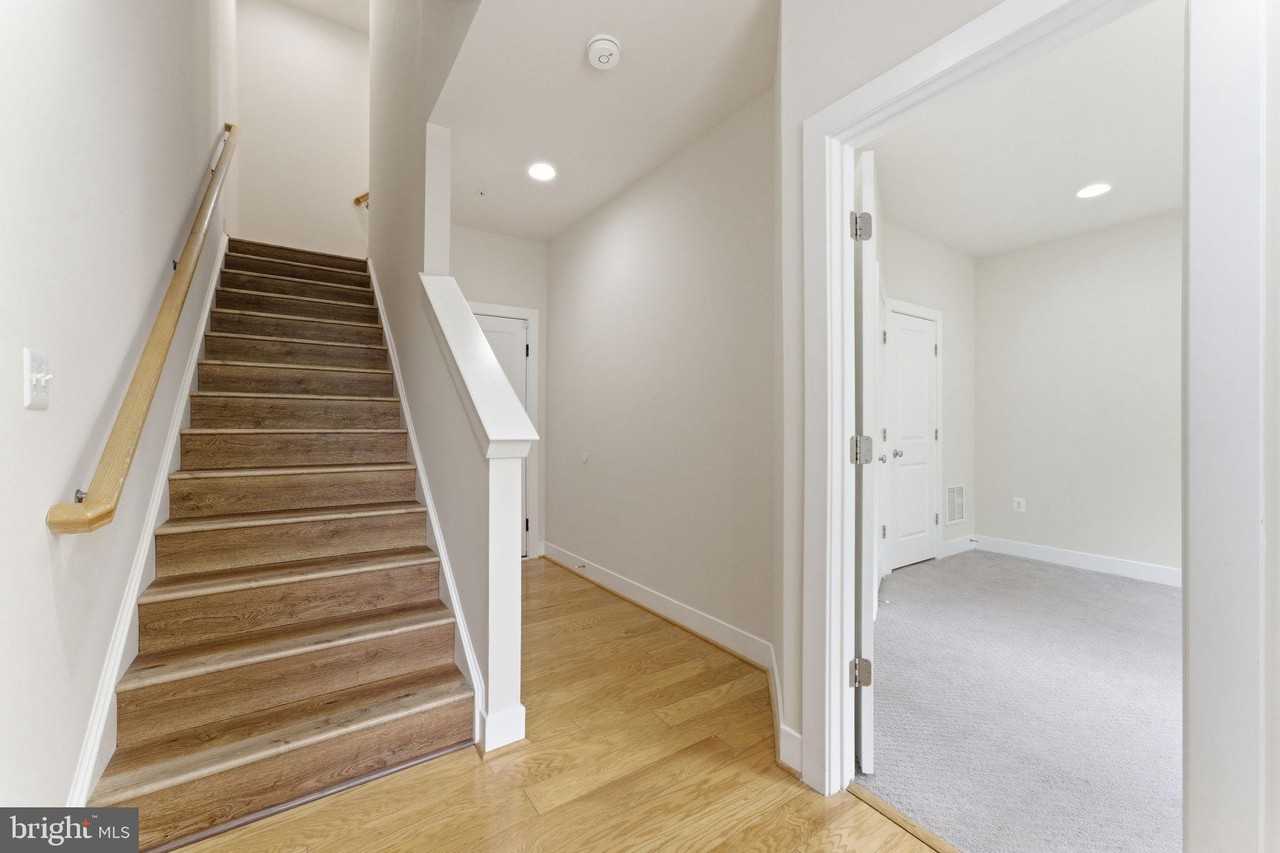 169 Kandinsky Loop - Photo 7 of 50