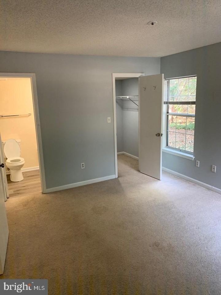 15603 Easthaven Ct #902 - Photo 5 of 10