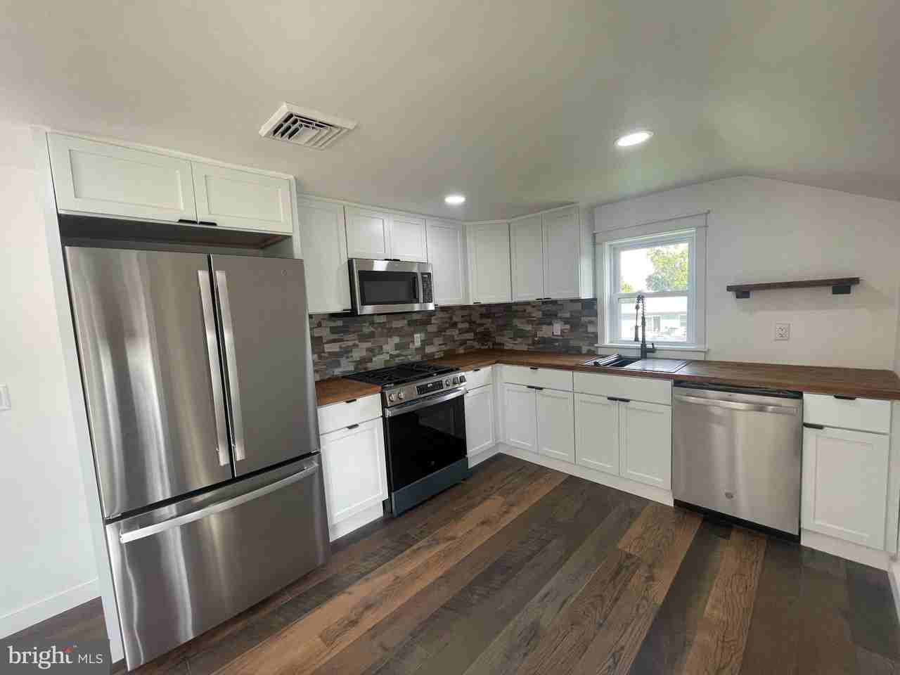 250 Lenni Rd - Photo 2 of 12