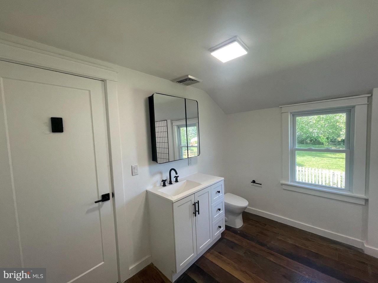 250 Lenni Rd - Photo 5 of 12