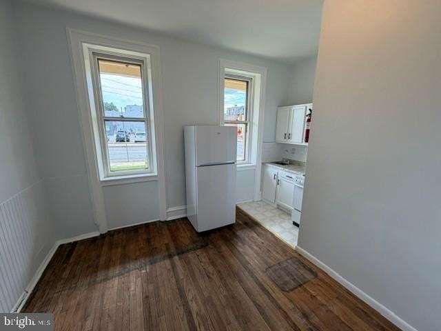 303 Chestnut St - Photo 2 of 4