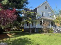 210 Grayling Ave - Photo 1 of 1