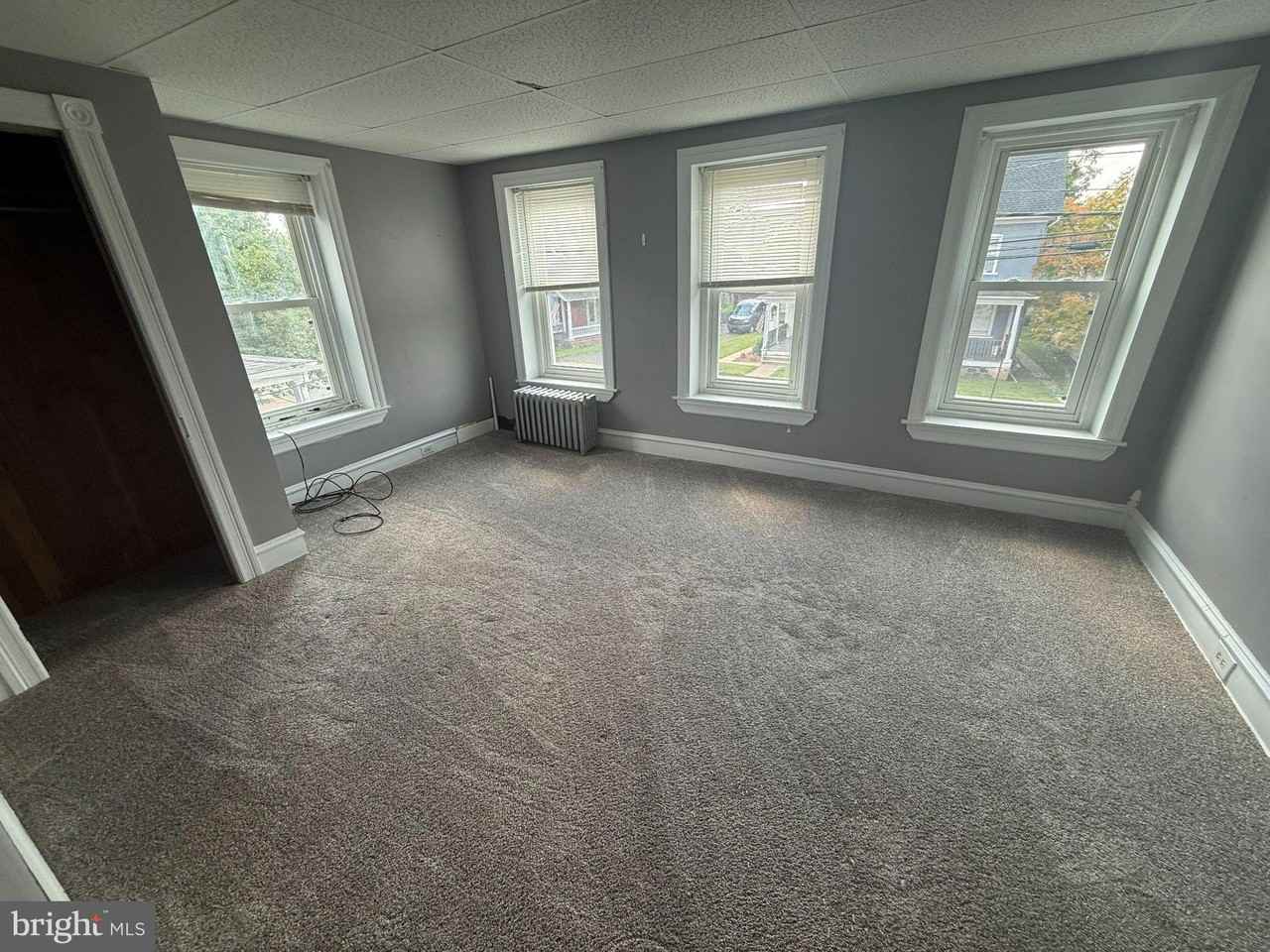 418 Main St - Photo 7 of 18