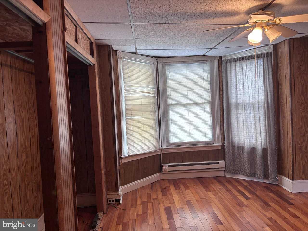 5618 Walton Ave - Photo 6 of 15
