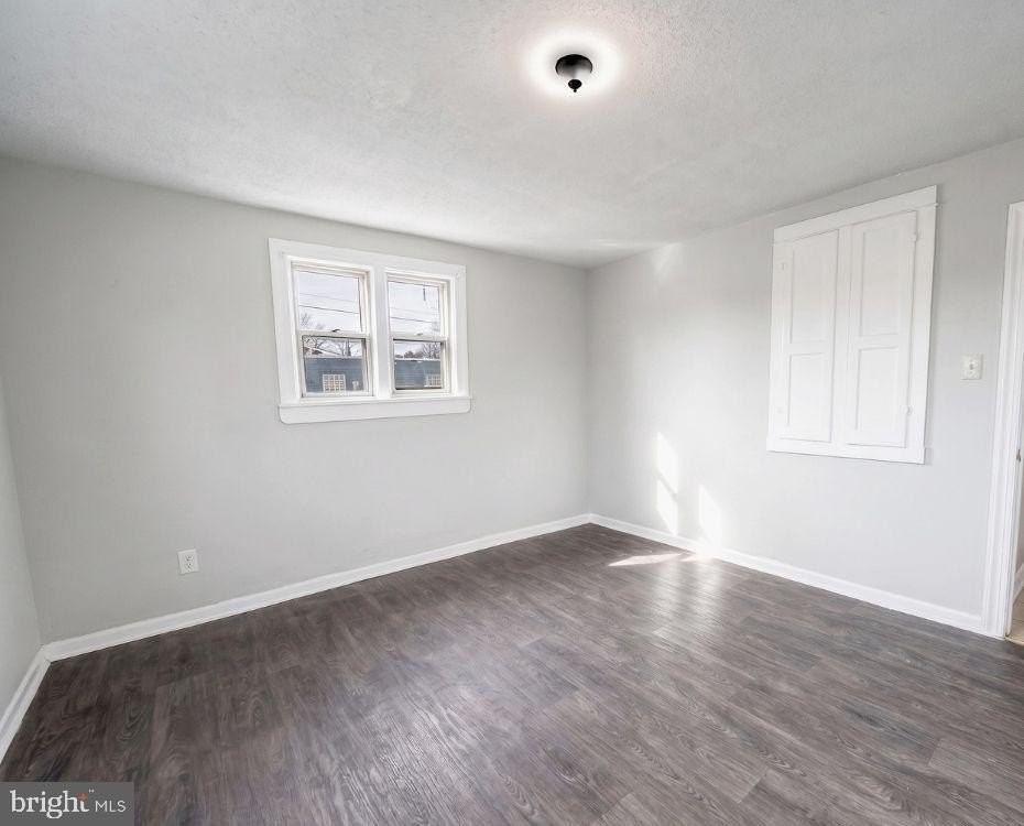 308 E King St #D - Photo 4 of 9