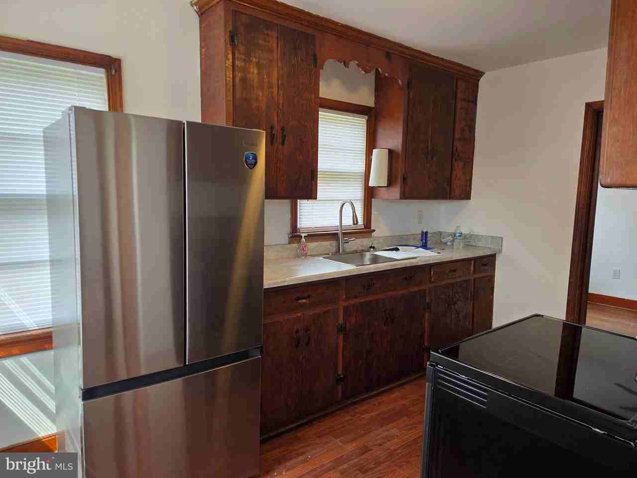 23432 Fork Bridge Rd - Photo 6 of 11
