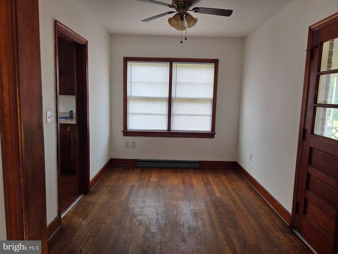 23432 Fork Bridge Rd - Photo 7 of 11
