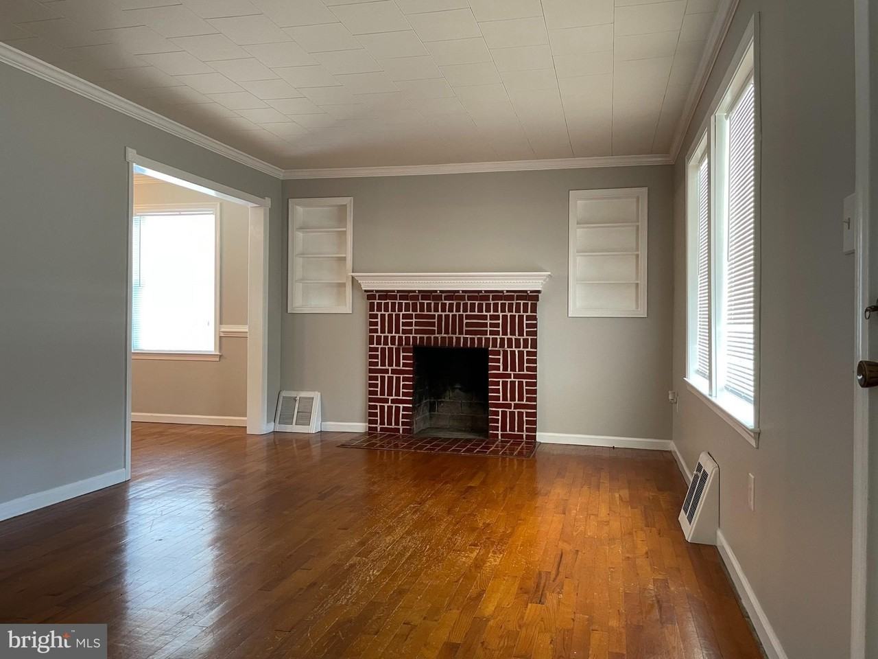 573 Fairfax Pike - Photo 5 of 22