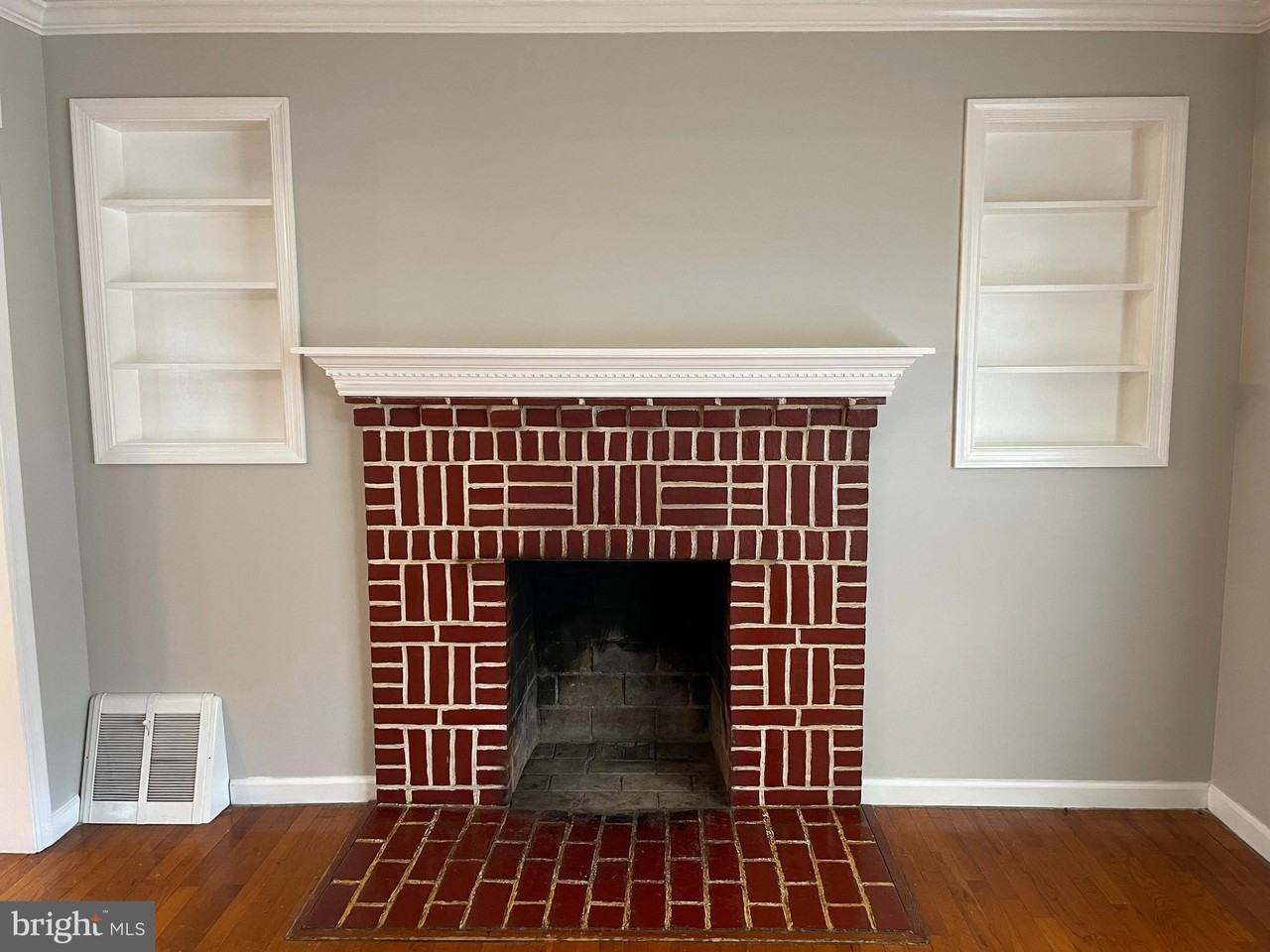 573 Fairfax Pike - Photo 6 of 22