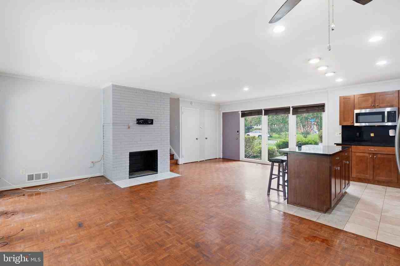 7545 Axton St - Photo 7 of 40