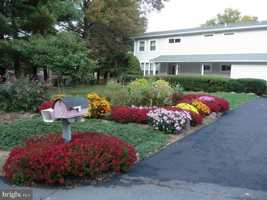 featured image of 3149 Southfield Dr