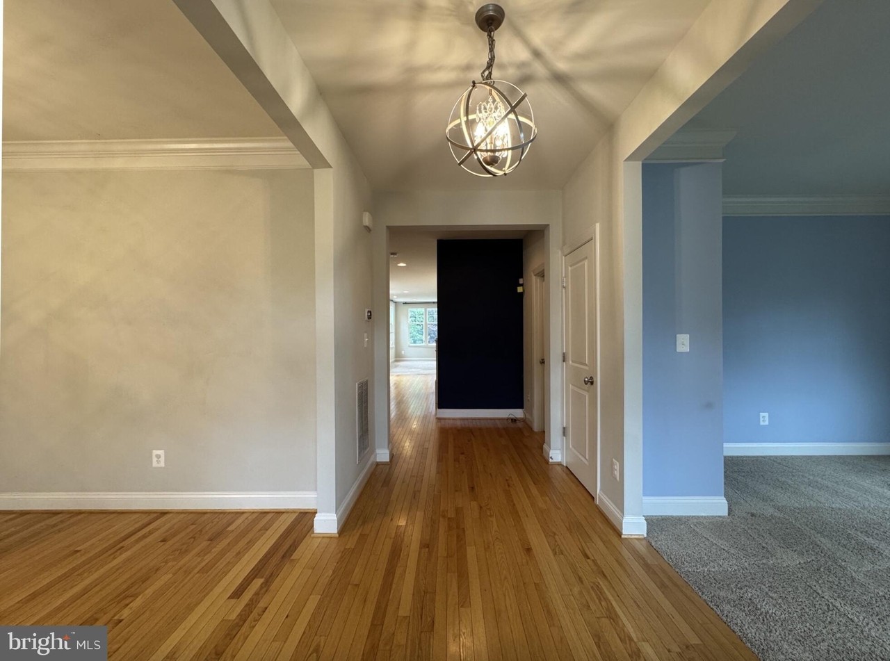 23318 April Mist Pl - Photo 2 of 28