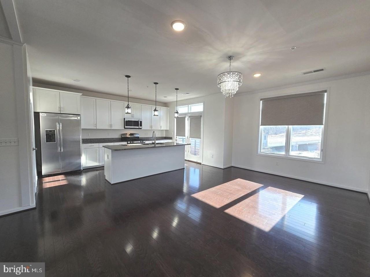 1522 Ribbon Limestone Ter Se - Photo 4 of 44