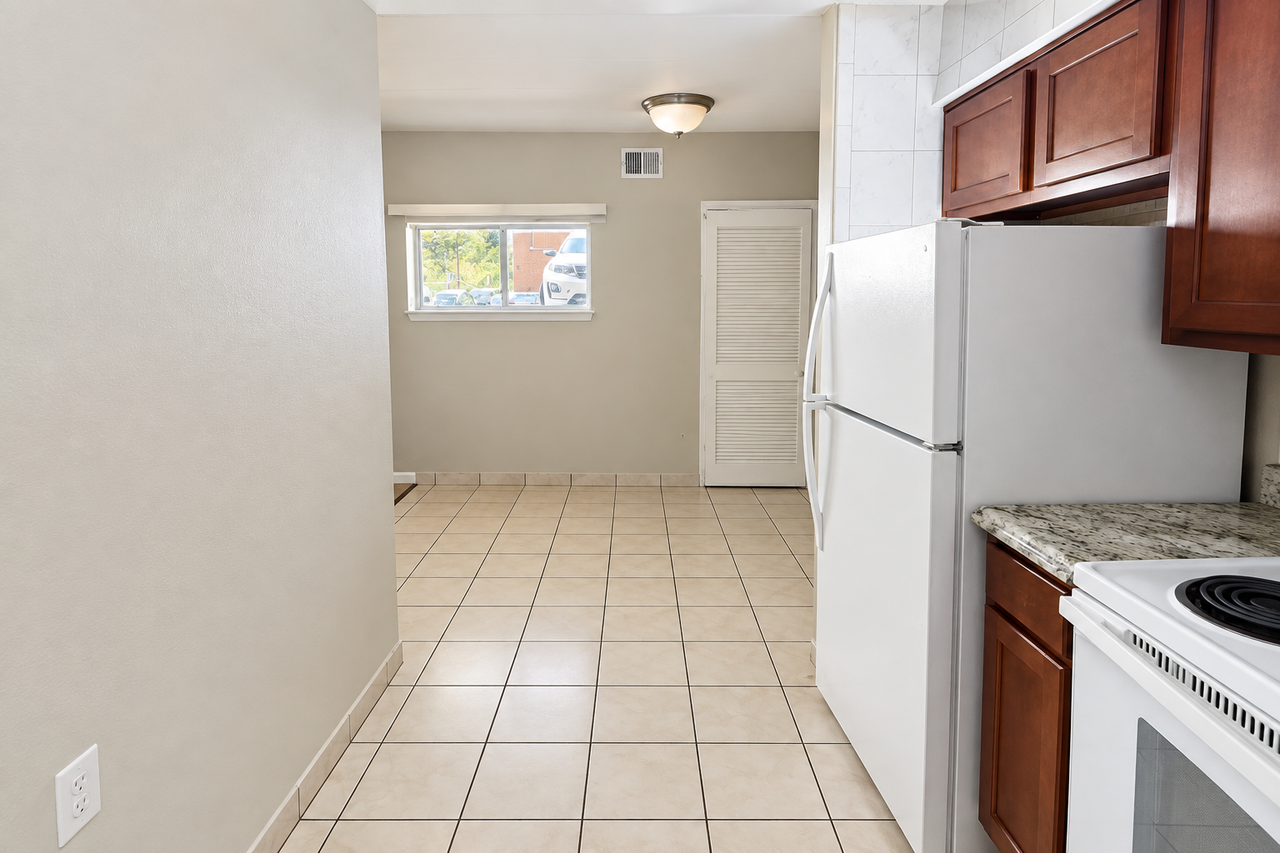 501 MIFFLIN AVENUEAPT 2 #2 - Photo 5 of 12