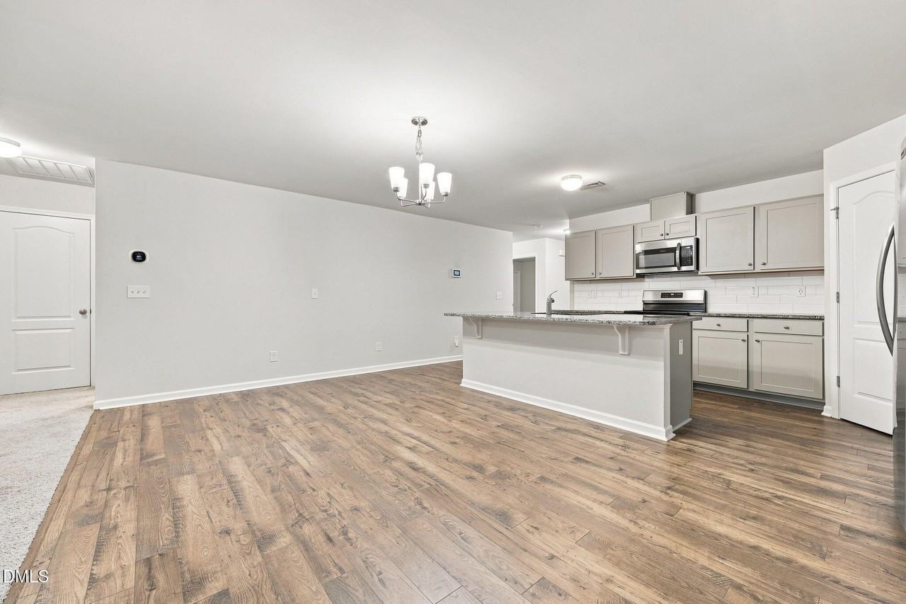 195 Bracknell Ln - Photo 6 of 24