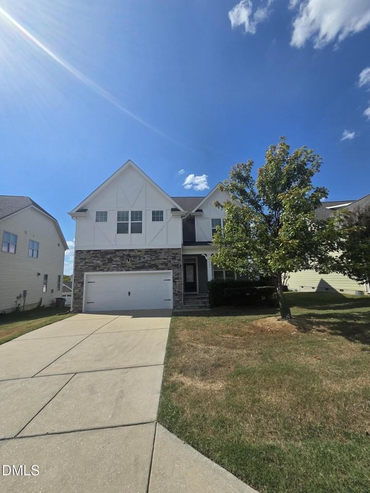 336 Plott Hound Ln - Photo 2 of 3
