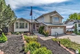 1062 E 100 S