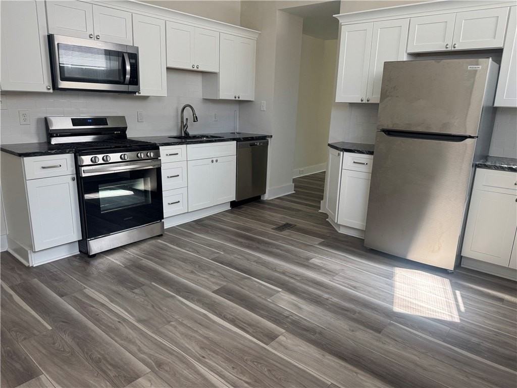 94 S 18th St #1-2 - Photo 5 of 12
