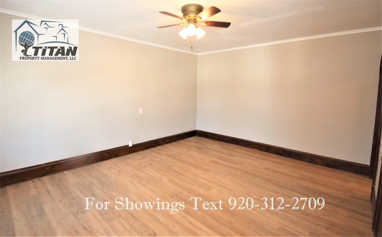 602 Watson Street - Photo 2 of 20