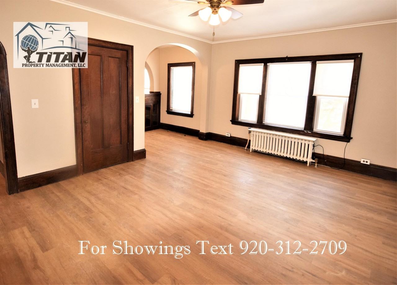 602 Watson Street - Photo 4 of 20