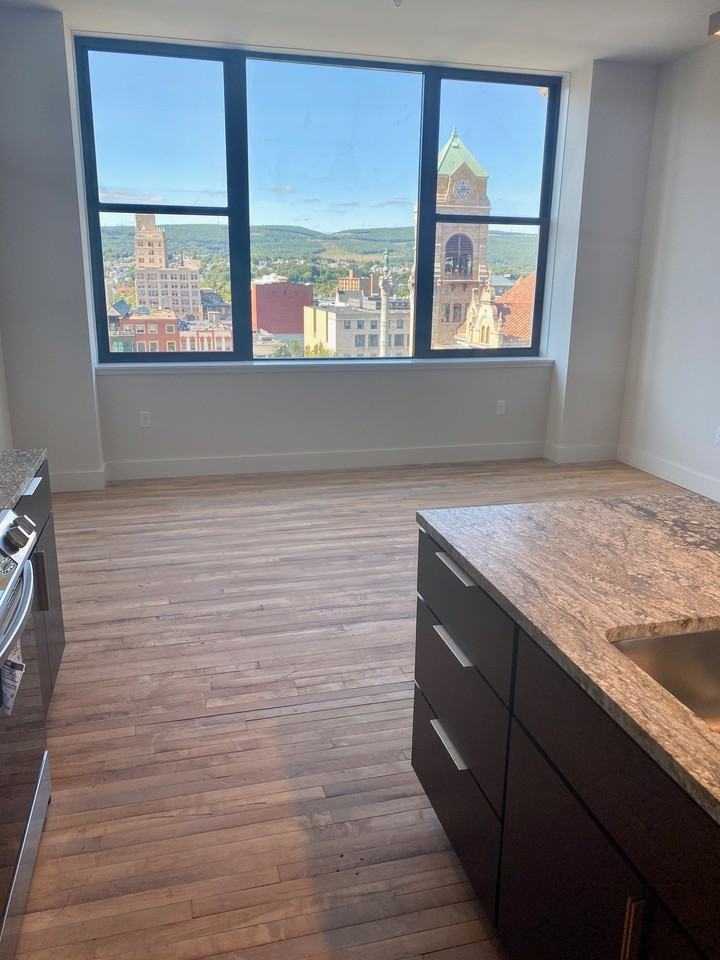 200 Adams - Photo 2 of 12