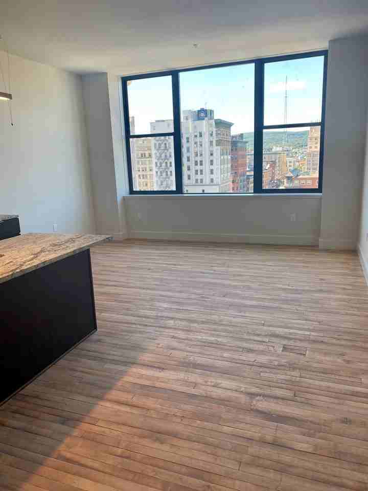 200 Adams - Photo 5 of 12