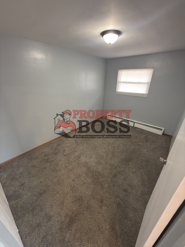 5900 Forest Ave #A2 - Photo 2 of 8