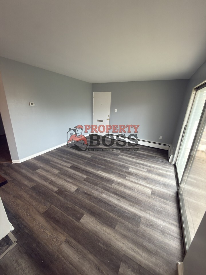 5900 Forest Ave #A2 - Photo 4 of 8