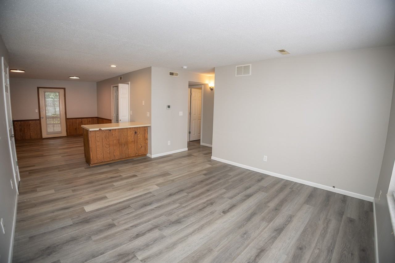 3816 Candlelight Drive - Photo 3 of 20