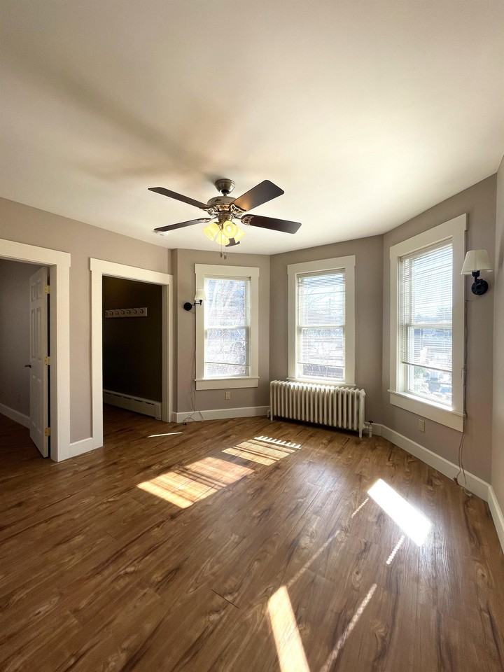 4393 Washington Street - Photo 3 of 13