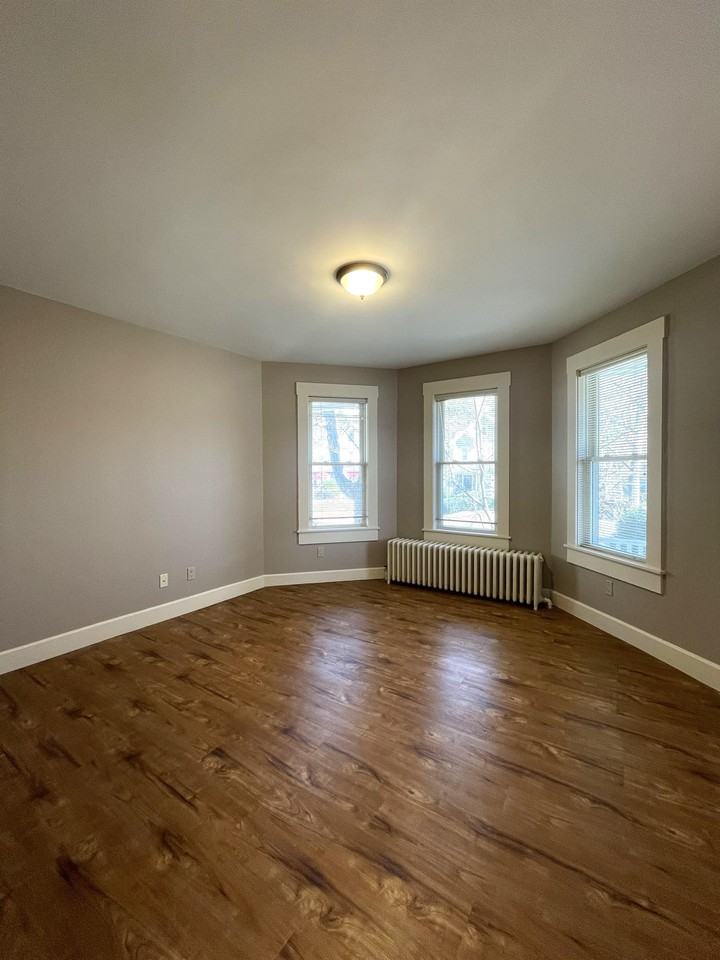 4393 Washington Street - Photo 5 of 13
