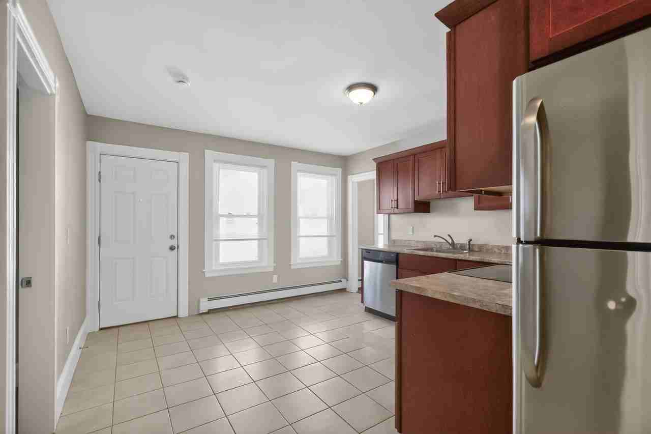 Monopoly Realty - Photo 3 of 35