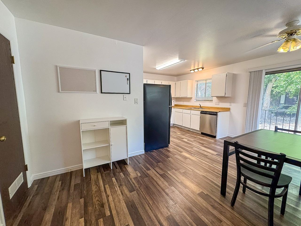 Silver Shadows Duplex - Photo 7 of 41
