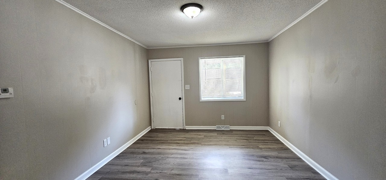 303 North Hall Street - Photo 2 of 11