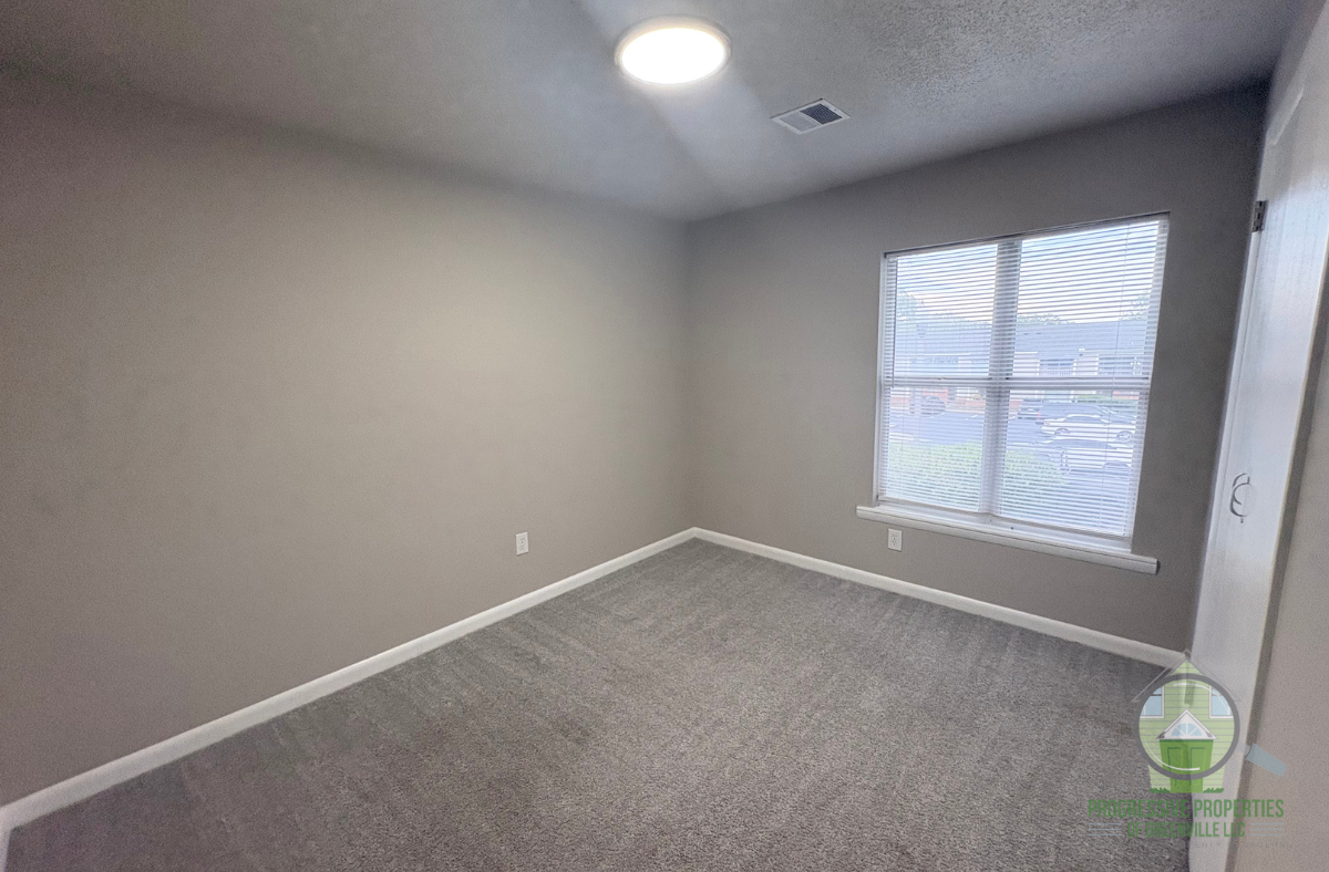 500 Fairview Street - Photo 6 of 12