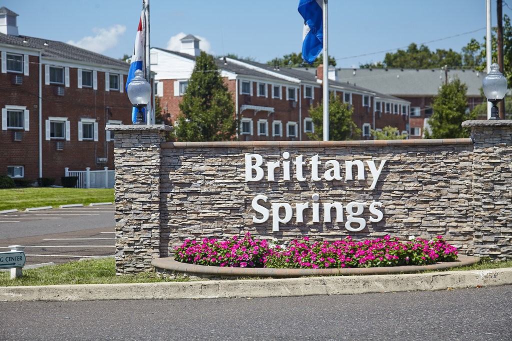 Brittany Springs Assoc., LLC - Photo 7 of 43