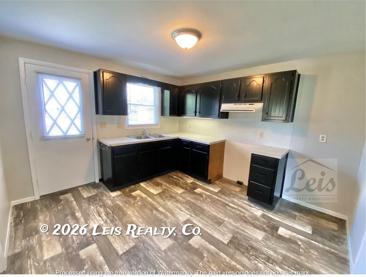 355 Virginia Street - Photo 4 of 20